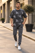 T-Shirt & Jogger Set